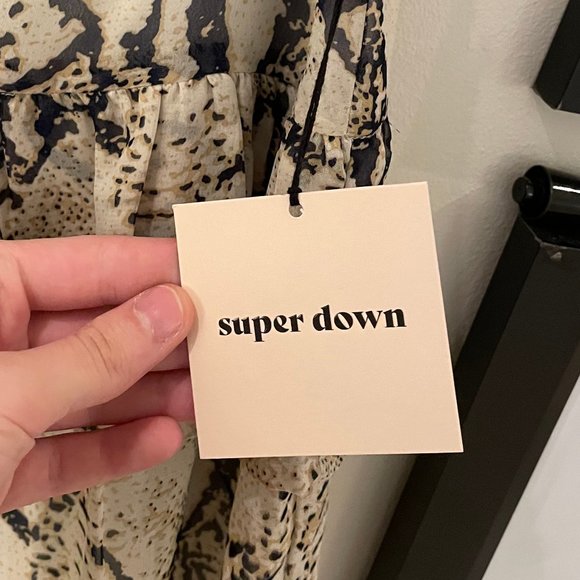 Revolve Superdown Janelle Tiered Mini Skirt - Picture 4 of 4